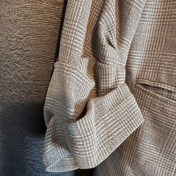 Womans Blazer Size large Tan - Picture 3 of 4